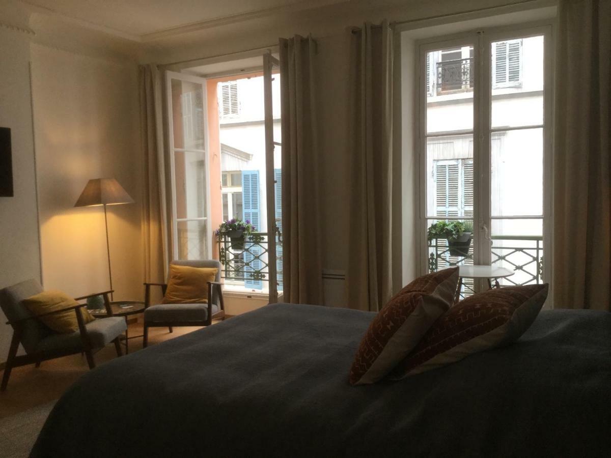 10 Rue Chevalier Roze Apartamento Marselha Exterior foto